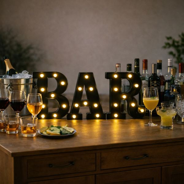 Verlichte letters bar huren bij De Verhuurcentrale