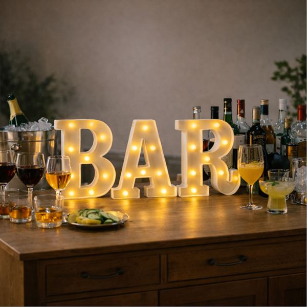 Verlichte letters bar huren bij De Verhuurcentrale