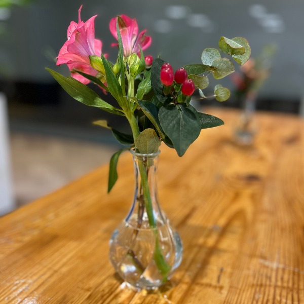 De Verhuurcentrale - Bloemetje voor op locatie