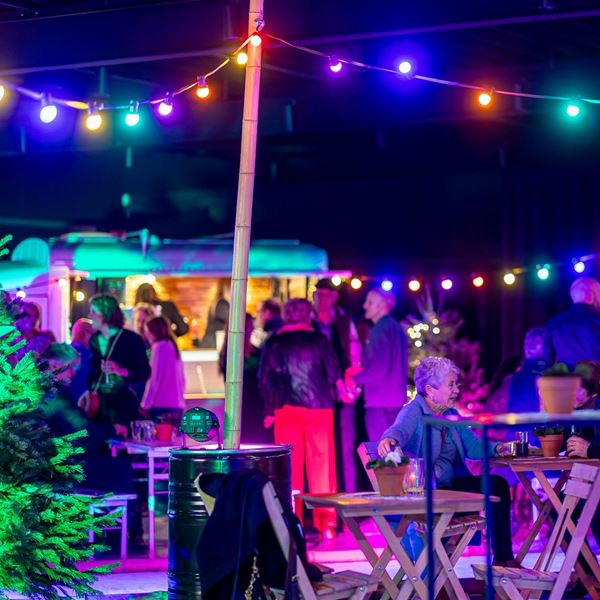 Olieton met prikpaal